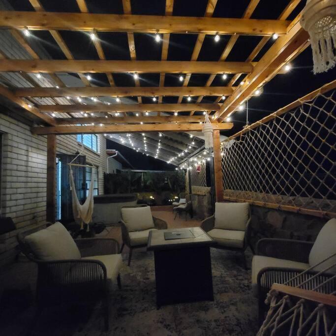 The Ritz Spa Sanctuary Hot Tub/Patio/Fam/Pet Las Cruces Exteriér fotografie