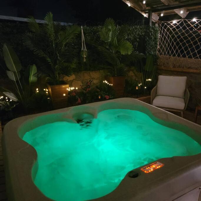 The Ritz Spa Sanctuary Hot Tub/Patio/Fam/Pet Las Cruces Exteriér fotografie