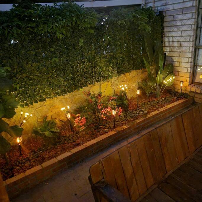 The Ritz Spa Sanctuary Hot Tub/Patio/Fam/Pet Las Cruces Exteriér fotografie